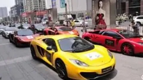 内蒙古篮球少年在三大球运动会上激烈角逐